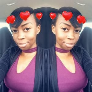 Meet your Posher, Kendra